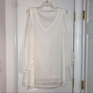 NWOT white chiffon open sleeve vneck dress